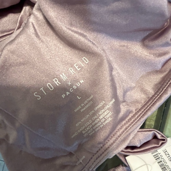 Storm Reid bikini swim 2 piece bathing suit crop top medium large - Picture 9 of 9